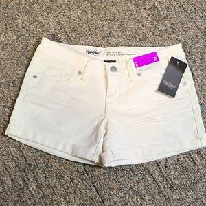 Mossimo mid rise 4" short